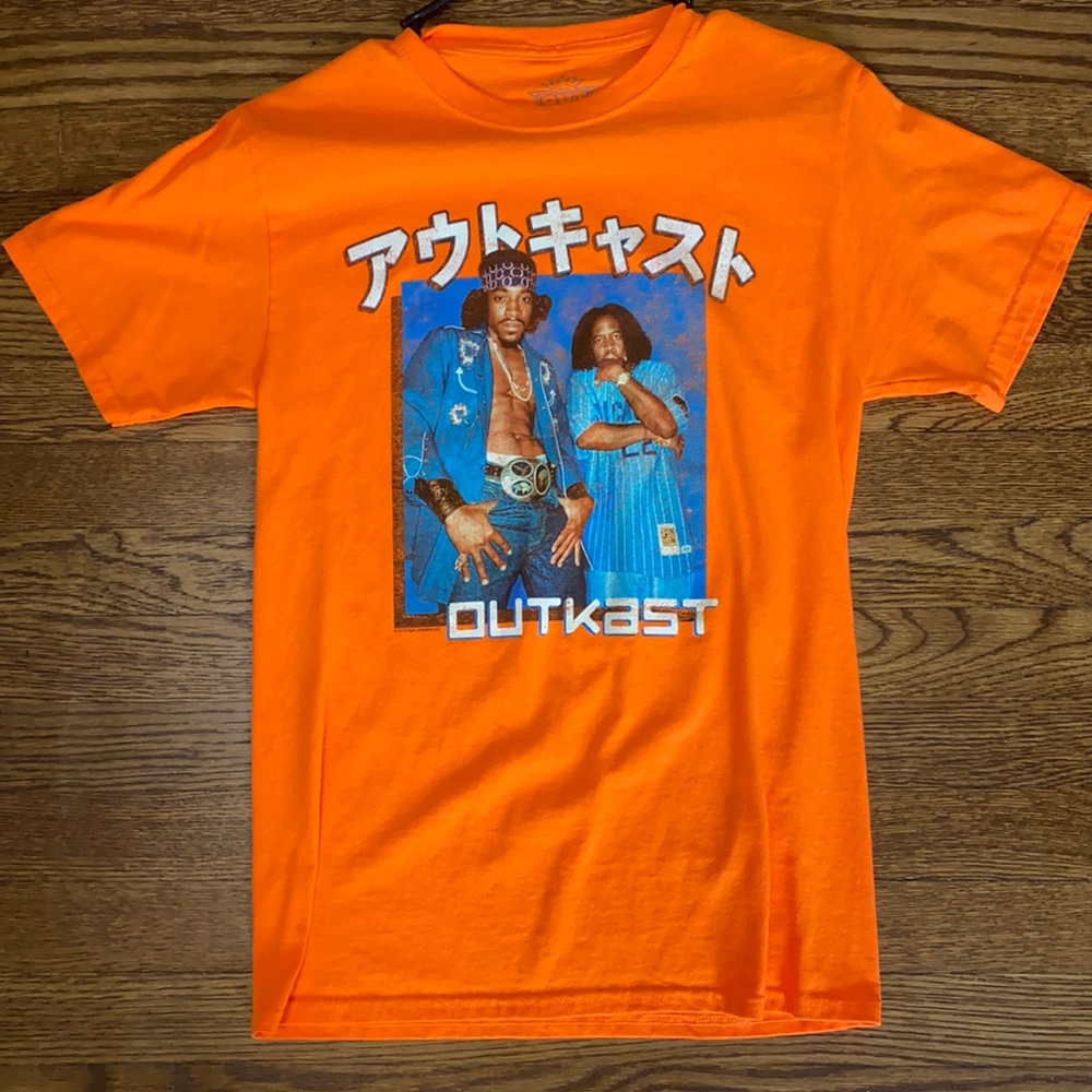 UO OutKast T-Shirt Size Small, Like New